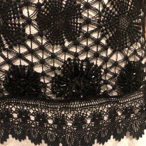 VINTAGE Guipure Black Floral Lace Scalloped Black Beads Embellishment Top Sz S